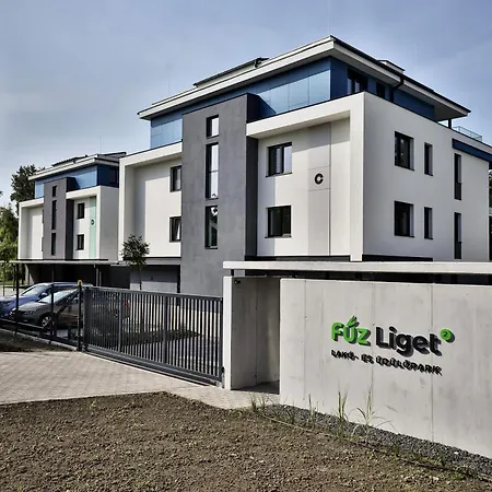 Fuzliget2- President * Balatonfůzfő